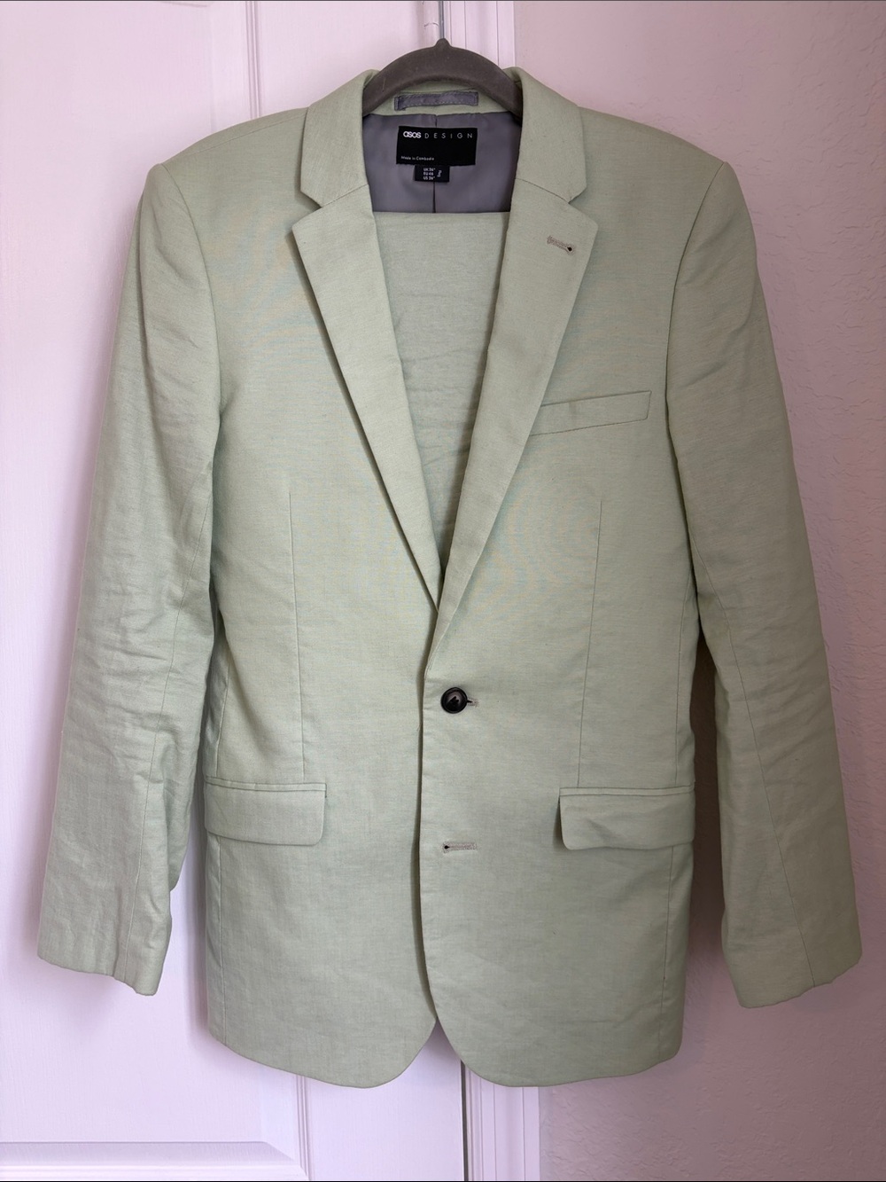 Asos Light Green Men's Linen Suit. Blazer and Pants